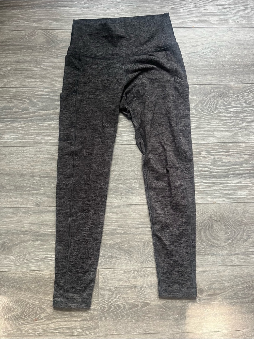 Offline by Aerie The Hugger High Rise Gray Soft Lounging Active Leggings Size M